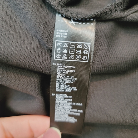 💕 Forever 21 Black Maxi Dress with Faux Leader M - Picture 2 of 15